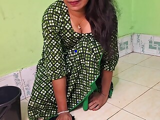 Mãe bengali de bunda grande monta pau grosso